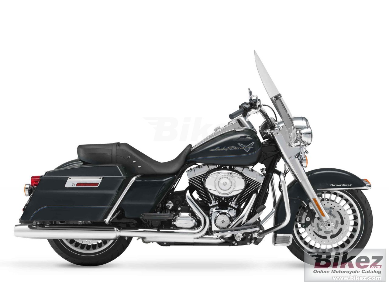 Big Harley-Davidson flhr road king picture and wallpaper from Bikez.com